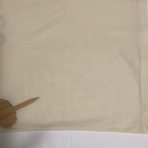 Grounds & Hounds Tee Size XL 100% ring spun cotton. - Picture 9 of 10